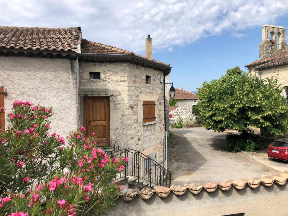Gite La Serre - Maison De Village Au Calme Et Au Coeur Des Plus Beaux Sites Ardechois Grospierres Luaran gambar