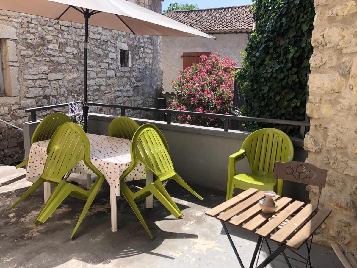 Gite La Serre - Maison De Village Au Calme Et Au Coeur Des Plus Beaux Sites Ardechois Grospierres Luaran gambar