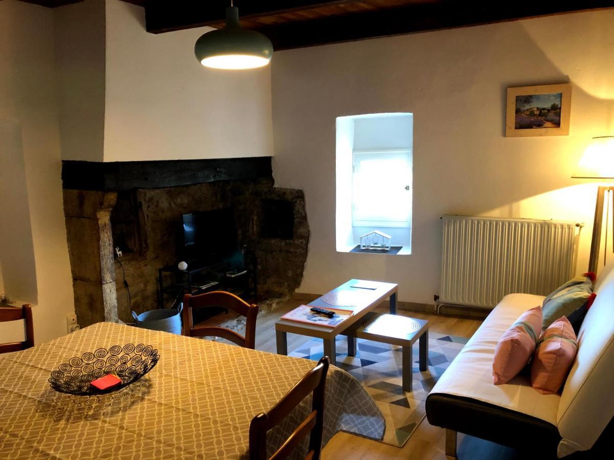 Gite La Serre - Maison De Village Au Calme Et Au Coeur Des Plus Beaux Sites Ardechois Grospierres Luaran gambar