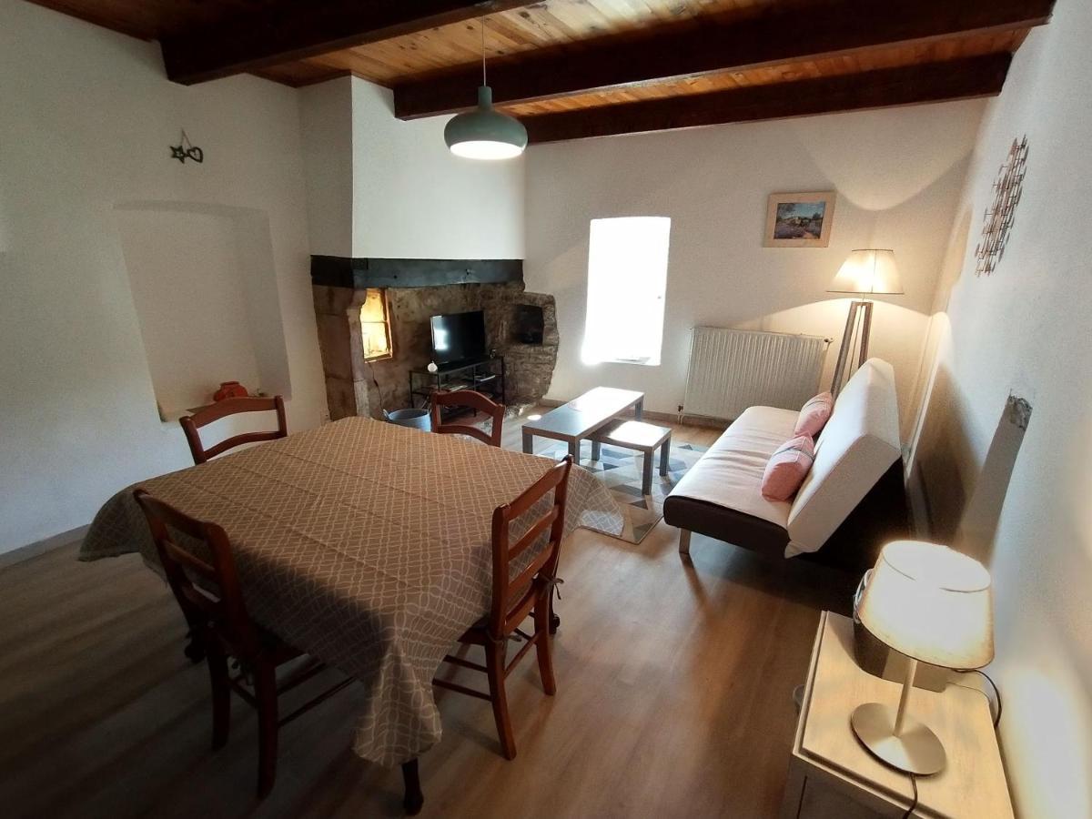 Gite La Serre - Maison De Village Au Calme Et Au Coeur Des Plus Beaux Sites Ardechois Grospierres Luaran gambar