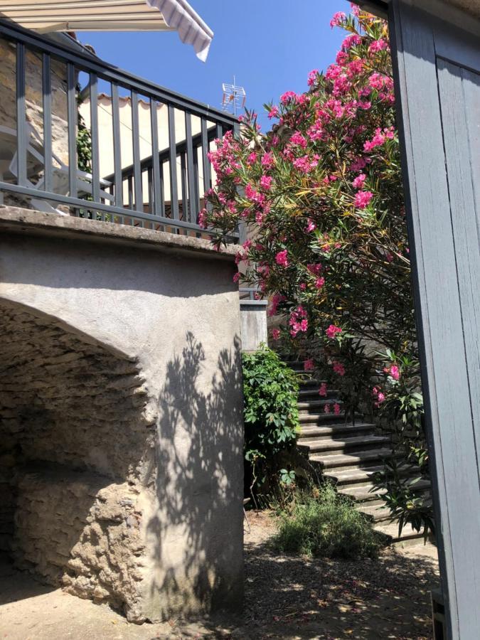 Gite La Serre - Maison De Village Au Calme Et Au Coeur Des Plus Beaux Sites Ardechois Grospierres Luaran gambar